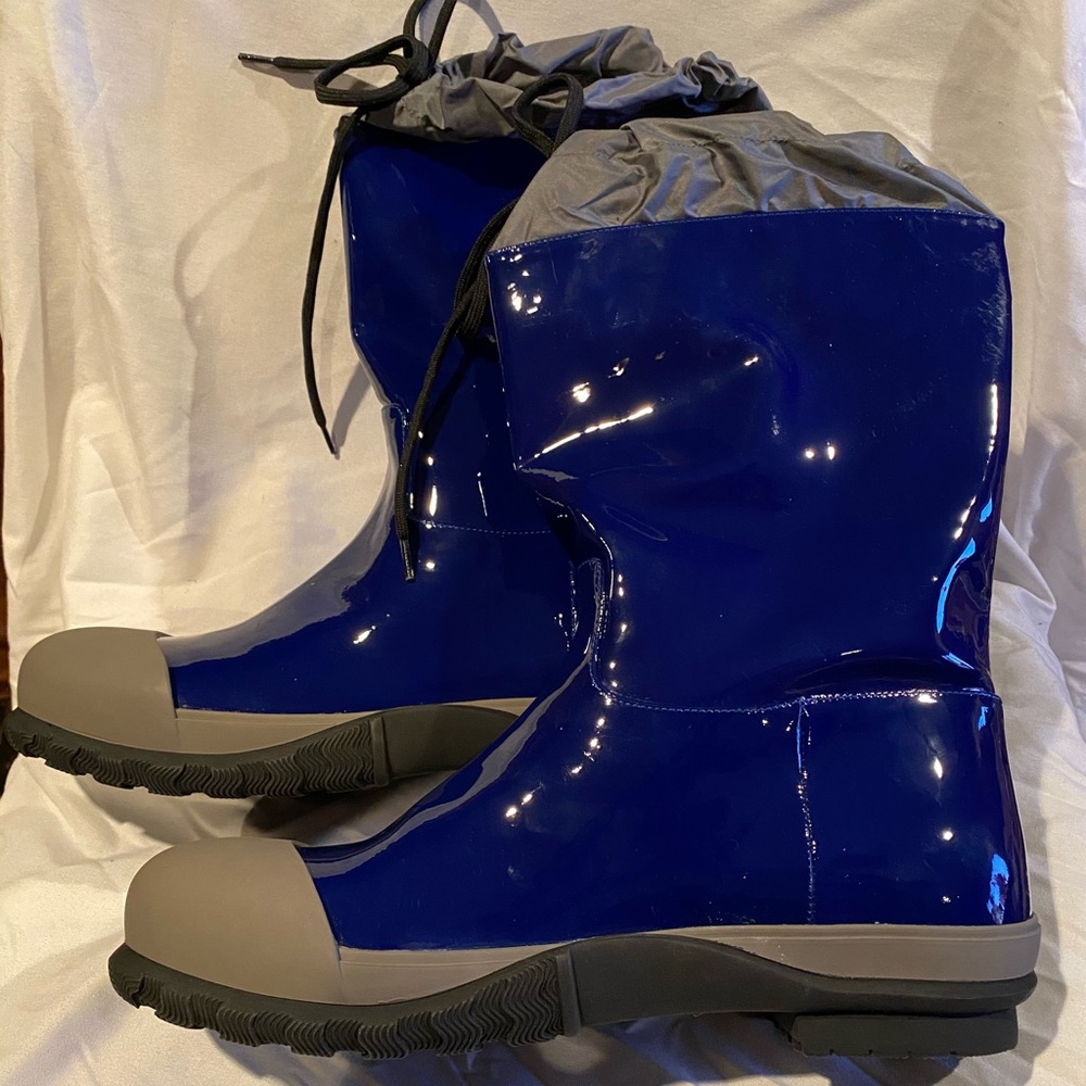 NWT Miu Miu Patent Rain Boots